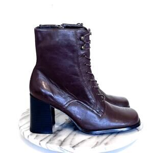 VTG 90s Newport News Women Chunky Granny Boots Size 8M Brown Leather Square Toe